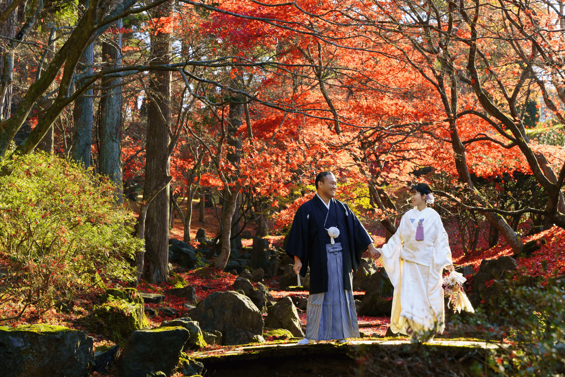 Featured image for “送迎付🚗極上の紅葉🍁【南郷カッコーランドフォトプラン】話題の「旅するロケーションウェディング」満足度100%♡　他にはない世界にひとつだけの最高の思い出♪”